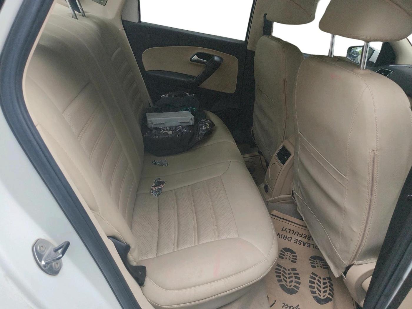 2019 Volkswagen Ameo HIGHLINE PLUS 1.5L AT 16 ALLOY, Diesel, Automatic, 66,036 km, interior