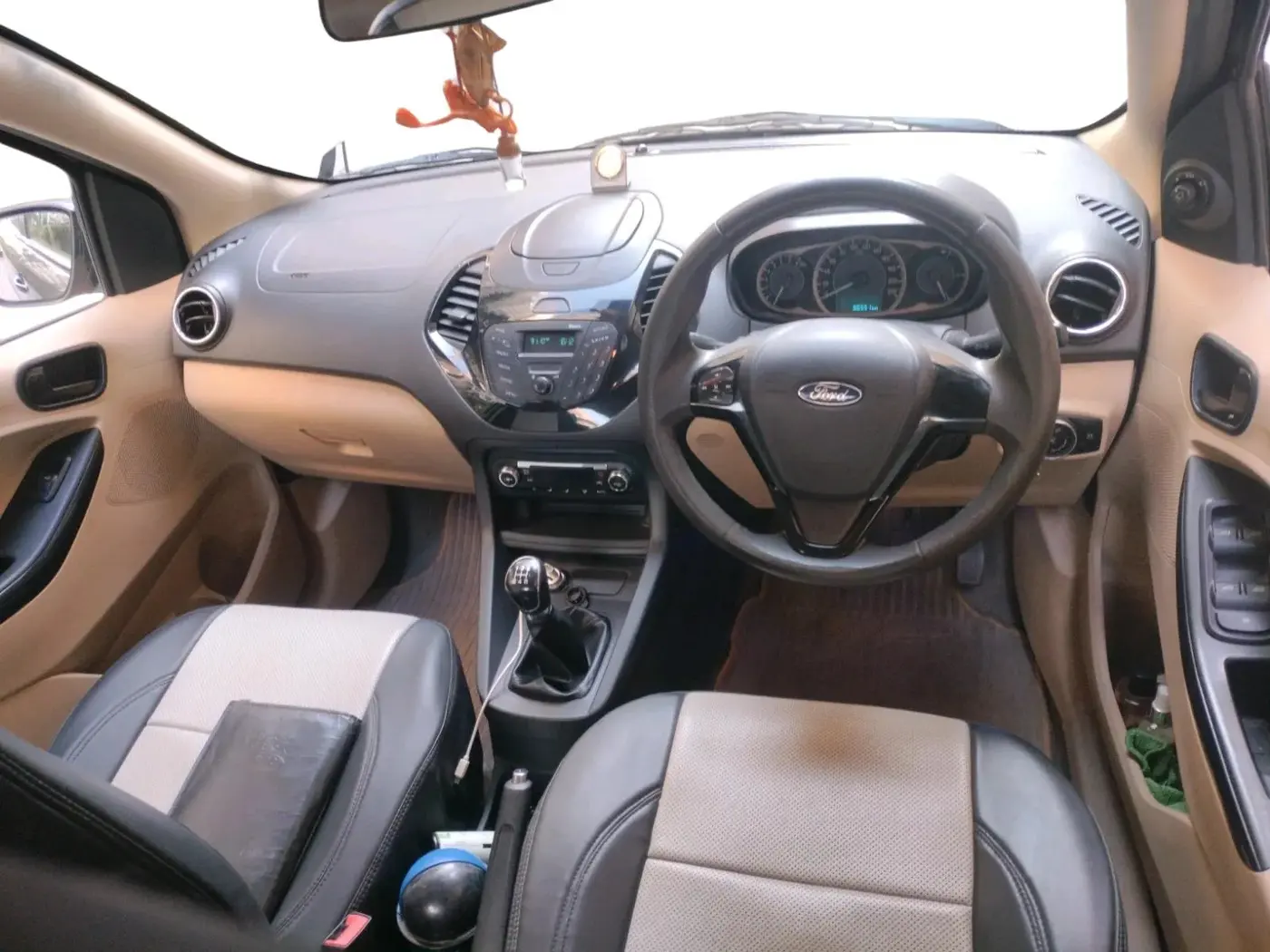 2018 Ford Figo Aspire TITANIUM 1.5 PETROL, Petrol, Manual, 86,551 km, interior