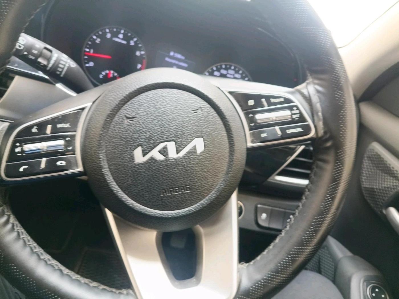 2022 KIA SELTOS HTK PLUS 1.5 IMT, Petrol, Manual, 21,540 km, interior