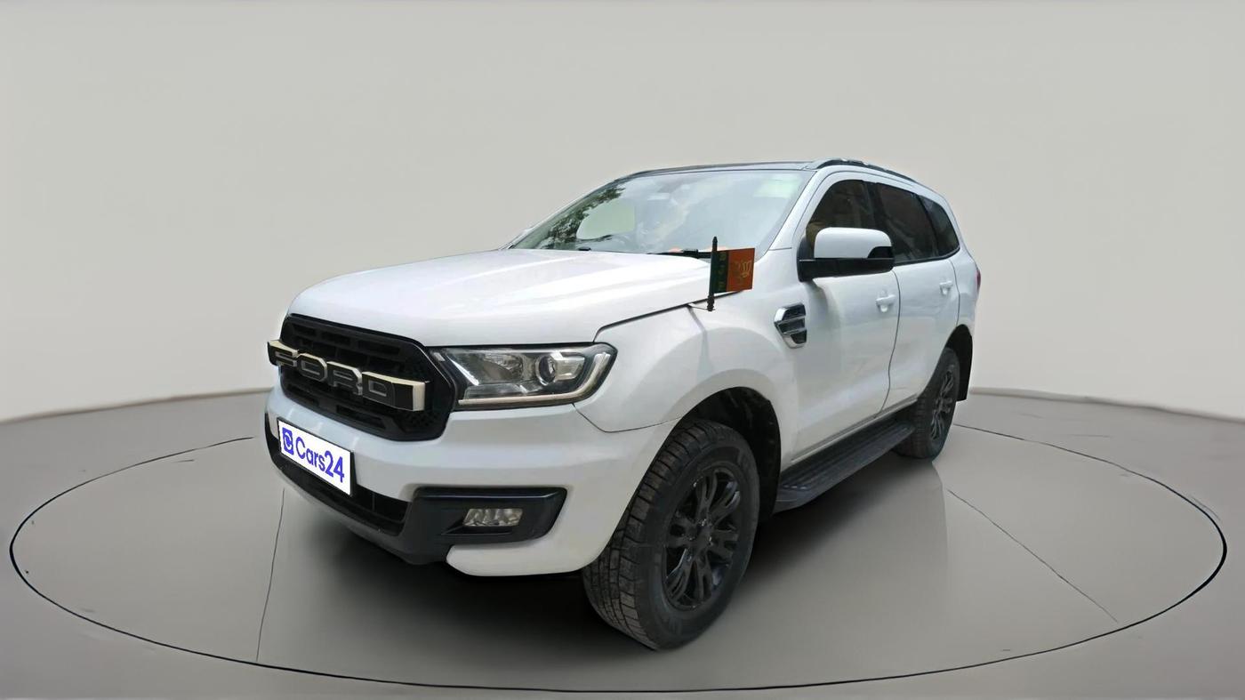 2017 Ford Endeavour TREND 2.2 4X2 AT, Diesel, Automatic, 1,57,876 km, exterior