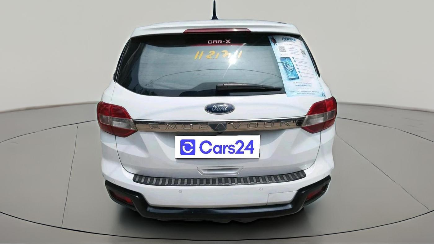 2017 Ford Endeavour TREND 2.2 4X2 AT, Diesel, Automatic, 1,57,876 km, exterior