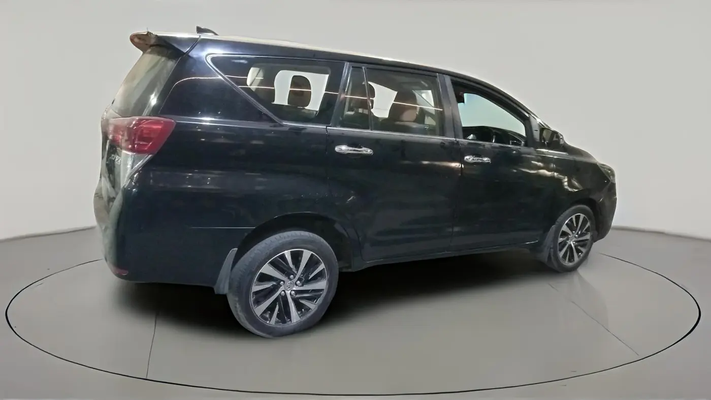 2021 Toyota Innova Crysta 2.7 ZX AT 7 STR, Petrol, Automatic, 80,658 km, exterior