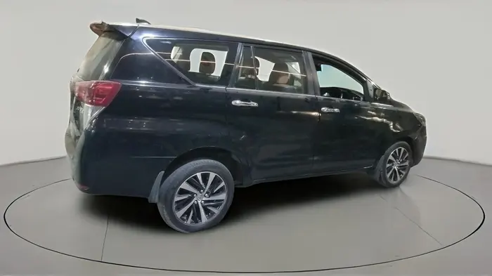 2021 Toyota Innova Crysta 2.7 ZX AT 7 STR, Petrol, Automatic, 80,658 km, exterior