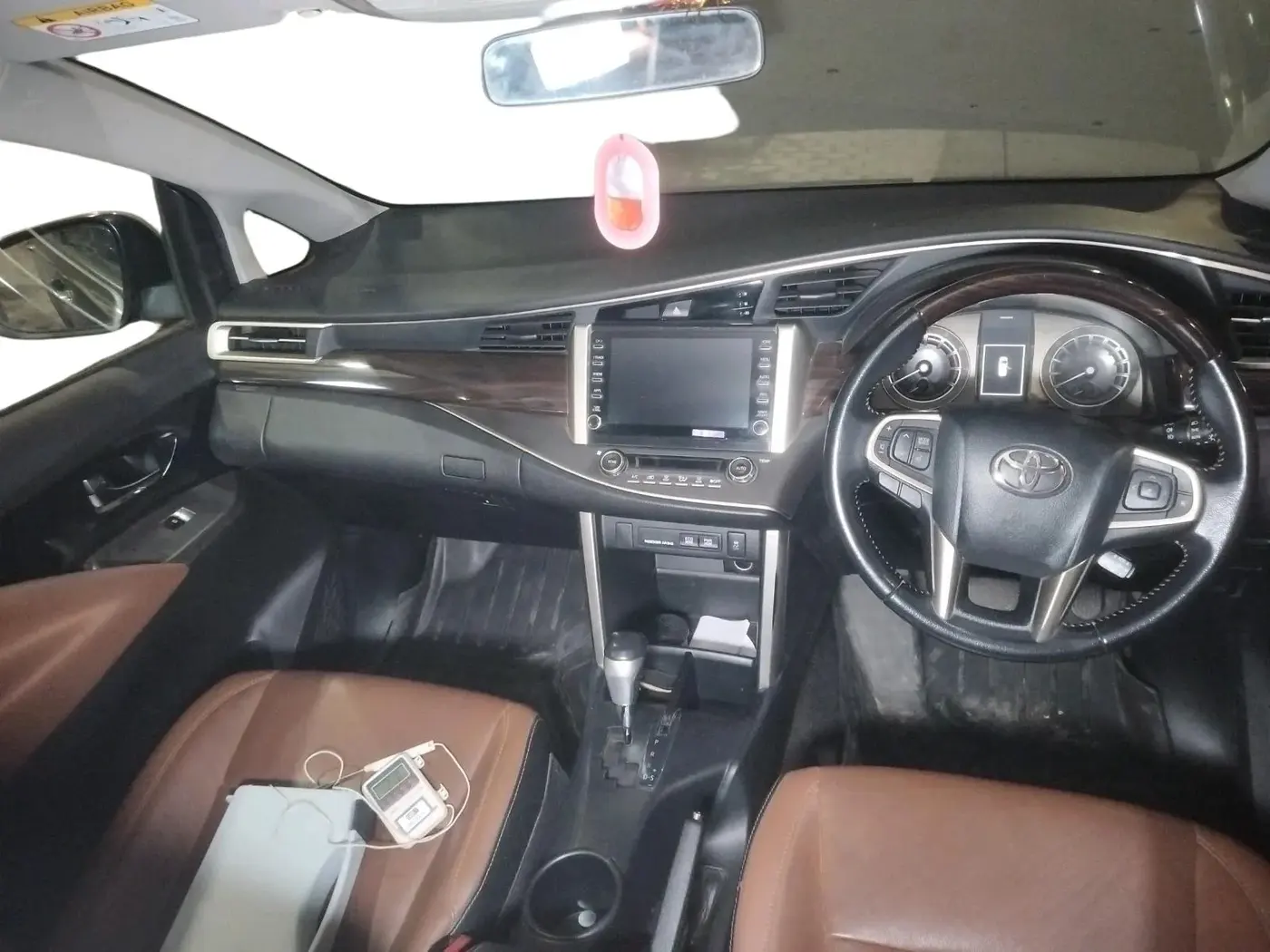 2021 Toyota Innova Crysta 2.7 ZX AT 7 STR, Petrol, Automatic, 80,658 km, interior