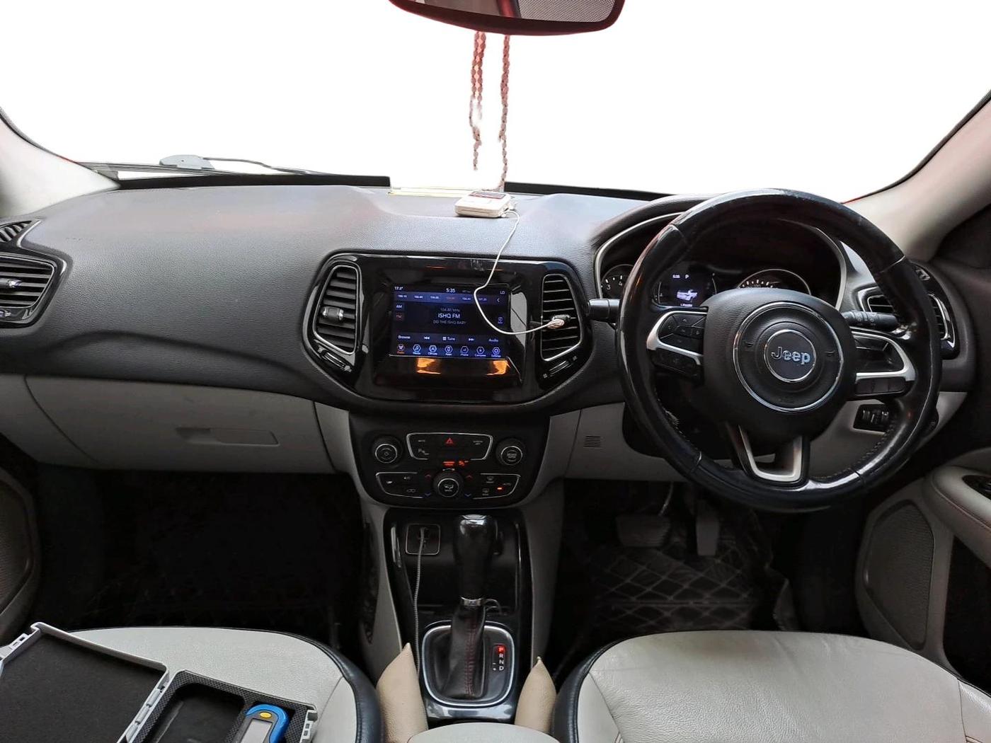 2017 Jeep Compass LIMITED 1.4 PETROL AT, Petrol, Automatic, 98,662 km, interior