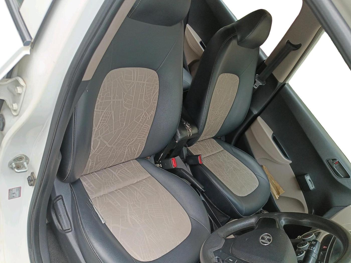 2016 Hyundai Xcent BASE 1.2, CNG, Manual, 87,673 km, interior
