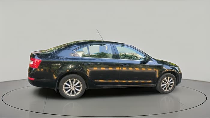 2016 Skoda Octavia 2.0 TDI CR STYLE PLUS AT, Diesel, Automatic, 83,723 km, exterior