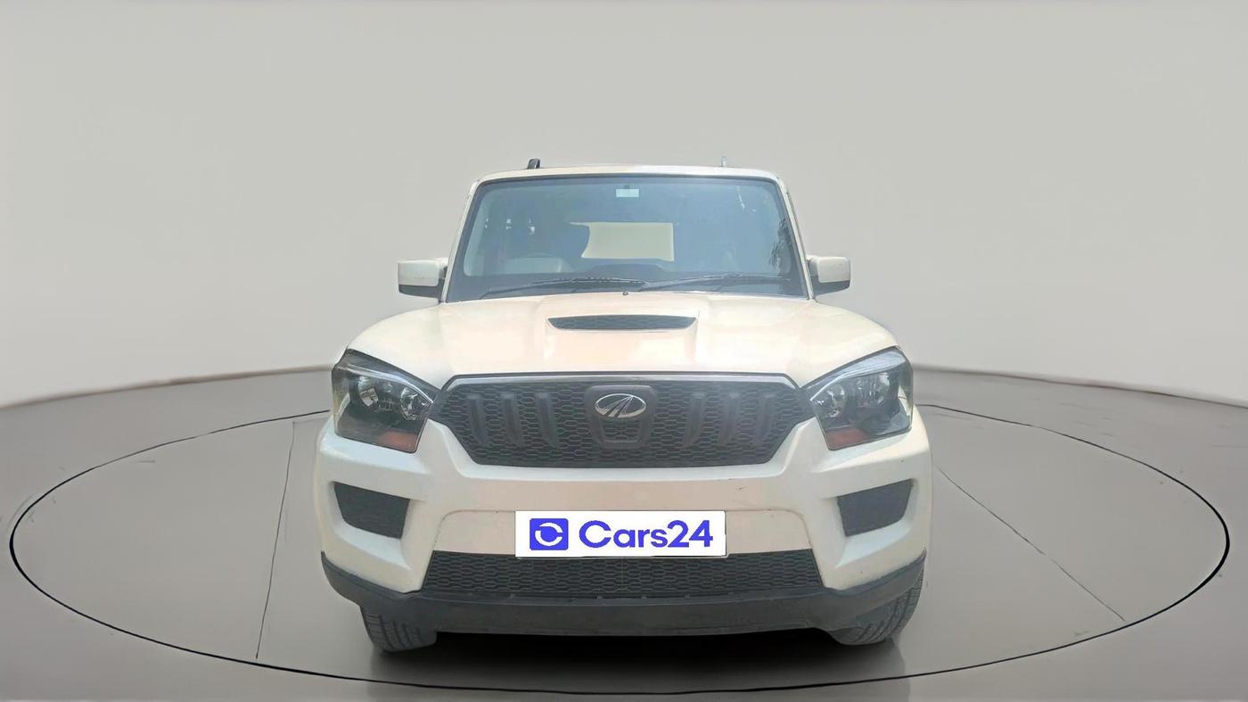 2016 Mahindra Scorpio S6 PLUS 1.99 INTELLI-HYBRID, Diesel, Manual, 74,846 km, exterior