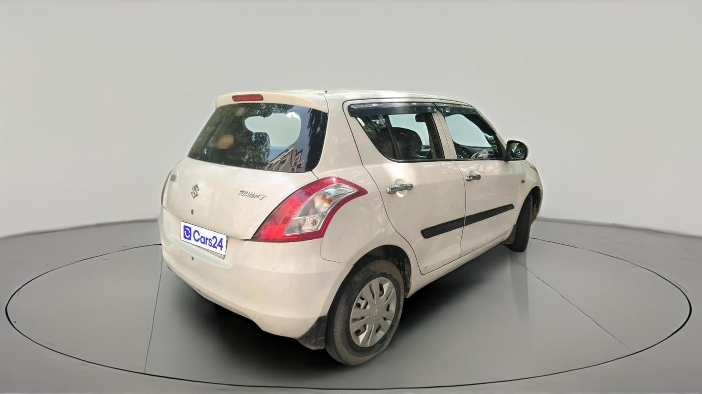 2017 Maruti Swift LXI (O), Petrol, Manual, 90,587 km, exterior