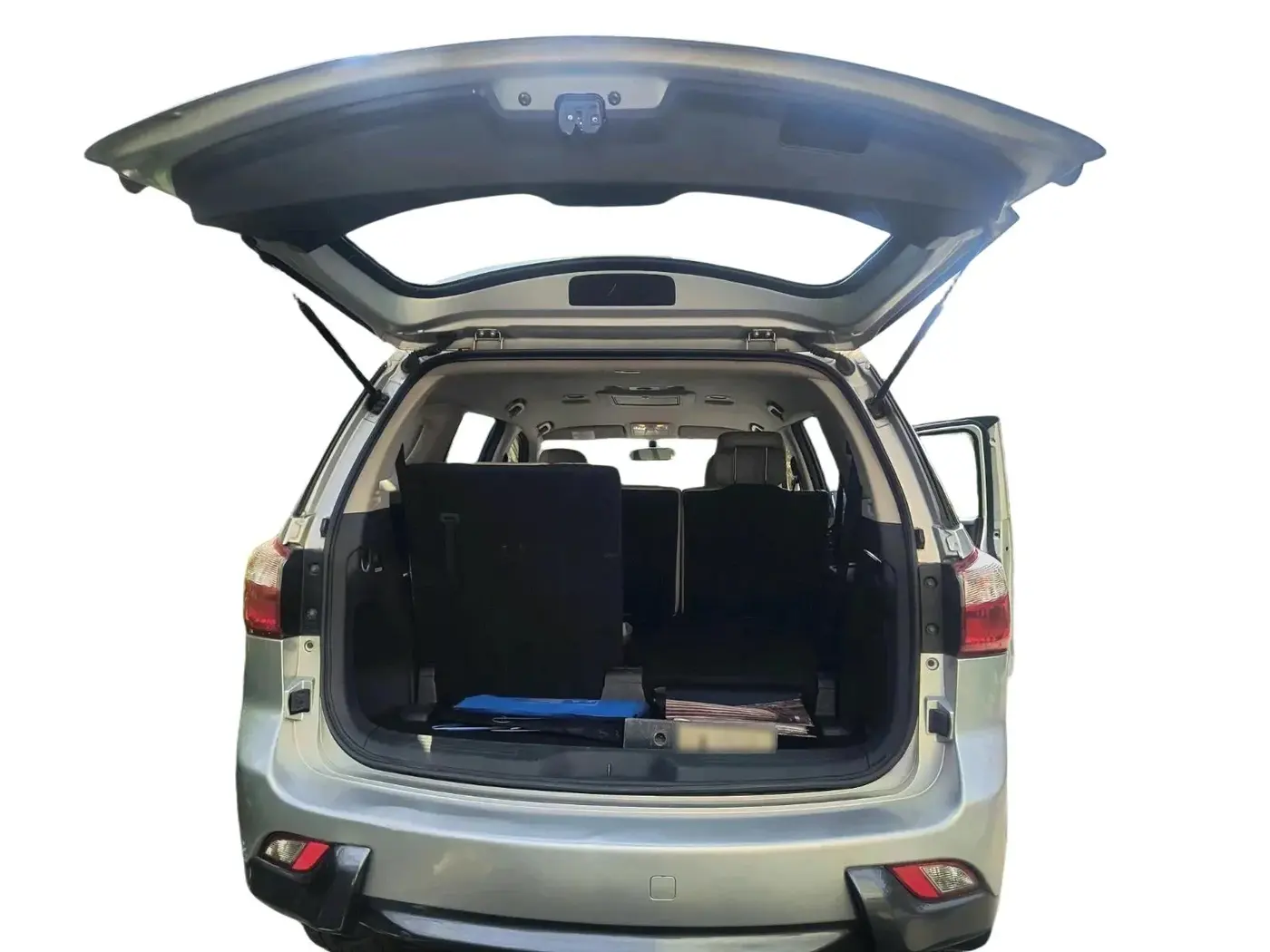 2018 ISUZU MU-X 4x2 AT, Diesel, Automatic, 1,04,915 km, exterior
