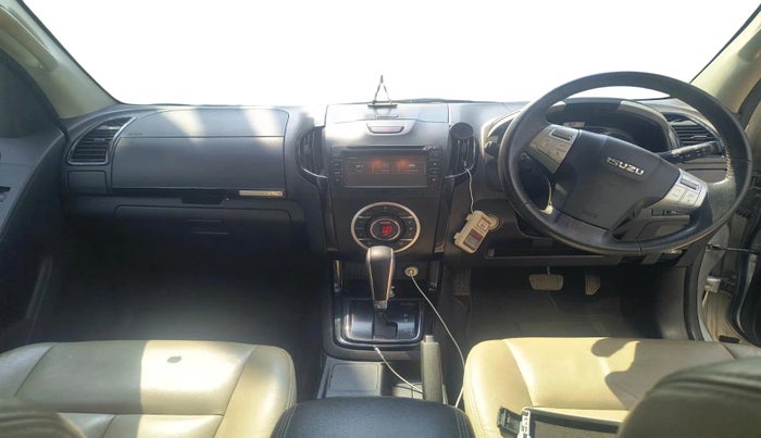 2018 ISUZU MU-X 4x2 AT, Diesel, Automatic, 1,04,915 km, interior