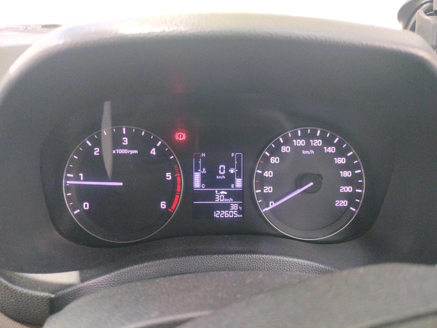 2016 Hyundai Creta S PLUS 1.4 DIESEL, Diesel, Manual, 1,22,605 km, interior