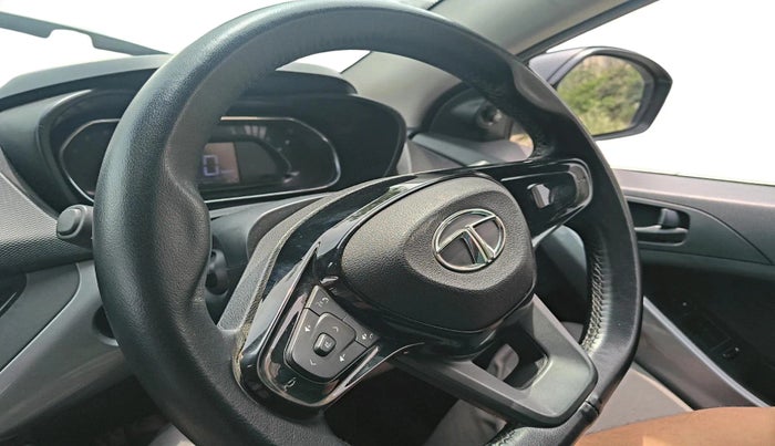 2020 Tata NEXON XM SUNROOF PETROL, Petrol, Manual, 78,005 km, interior