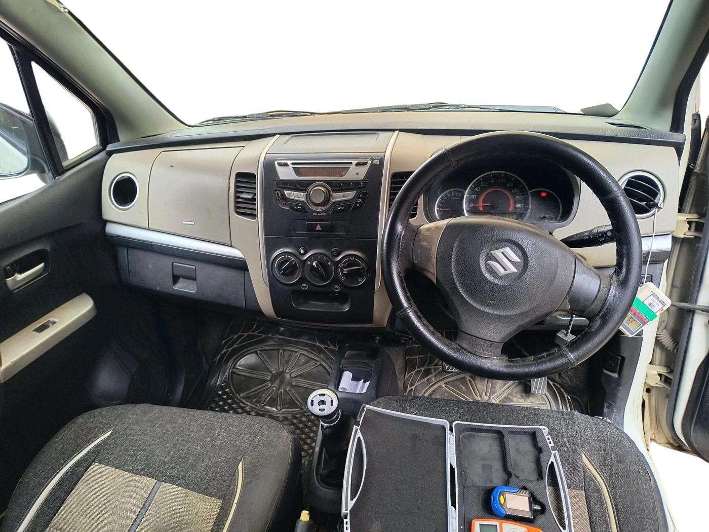 2016 Maruti Wagon R 1.0 VXI, Petrol, Manual, 1,88,593 km, interior