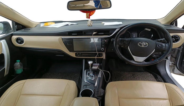 2018 Toyota Corolla Altis VL CVT PETROL, Petrol, Automatic, 1,23,805 km, interior