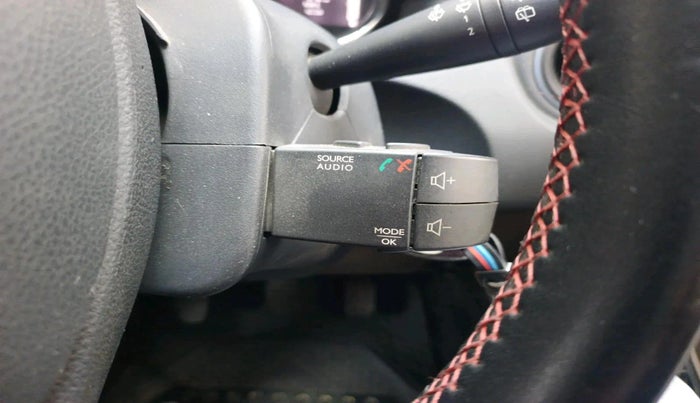 2016 Renault Duster RXL PETROL, Petrol, Manual, 1,21,890 km, interior