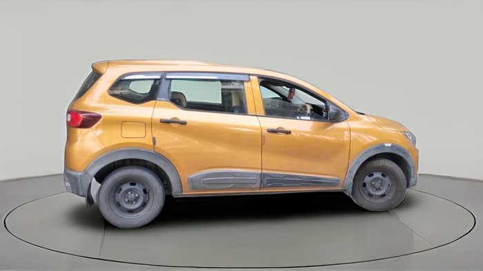 2020 Renault TRIBER RXE MT, CNG, Manual, 3,97,264 km, exterior