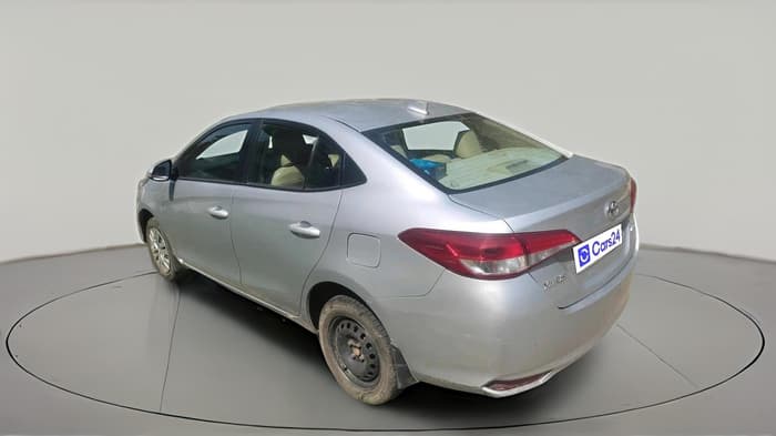 2018 Toyota YARIS G CVT, Petrol, Automatic, 1,24,352 km, exterior