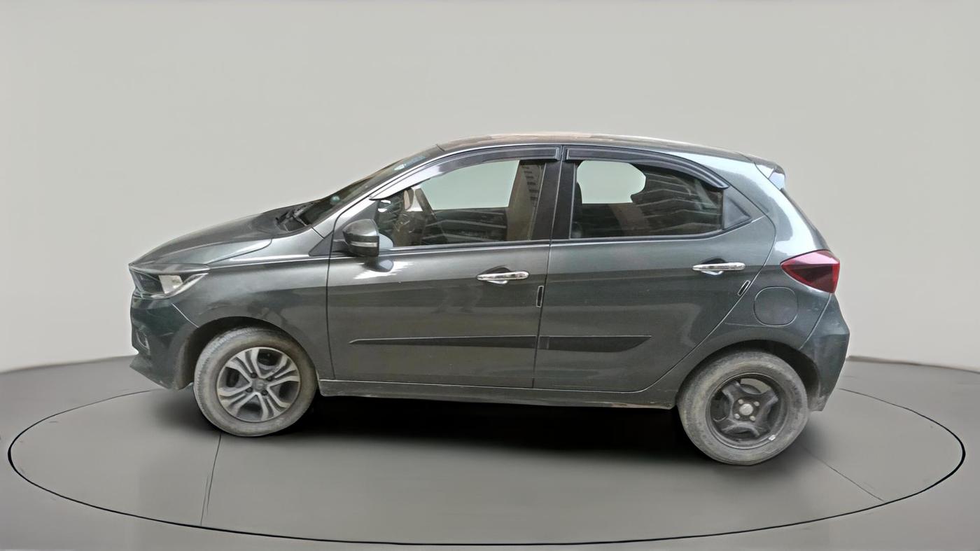 2021 Tata Tiago XZ PETROL, Petrol, Manual, 58,664 km, exterior