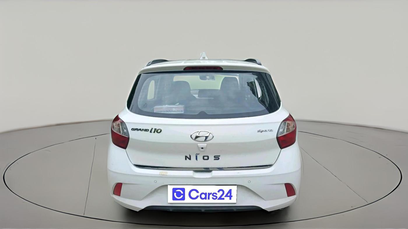 2022 Hyundai GRAND I10 NIOS SPORTZ 1.2 KAPPA VTVT, Petrol, Manual, 4,751 km, exterior