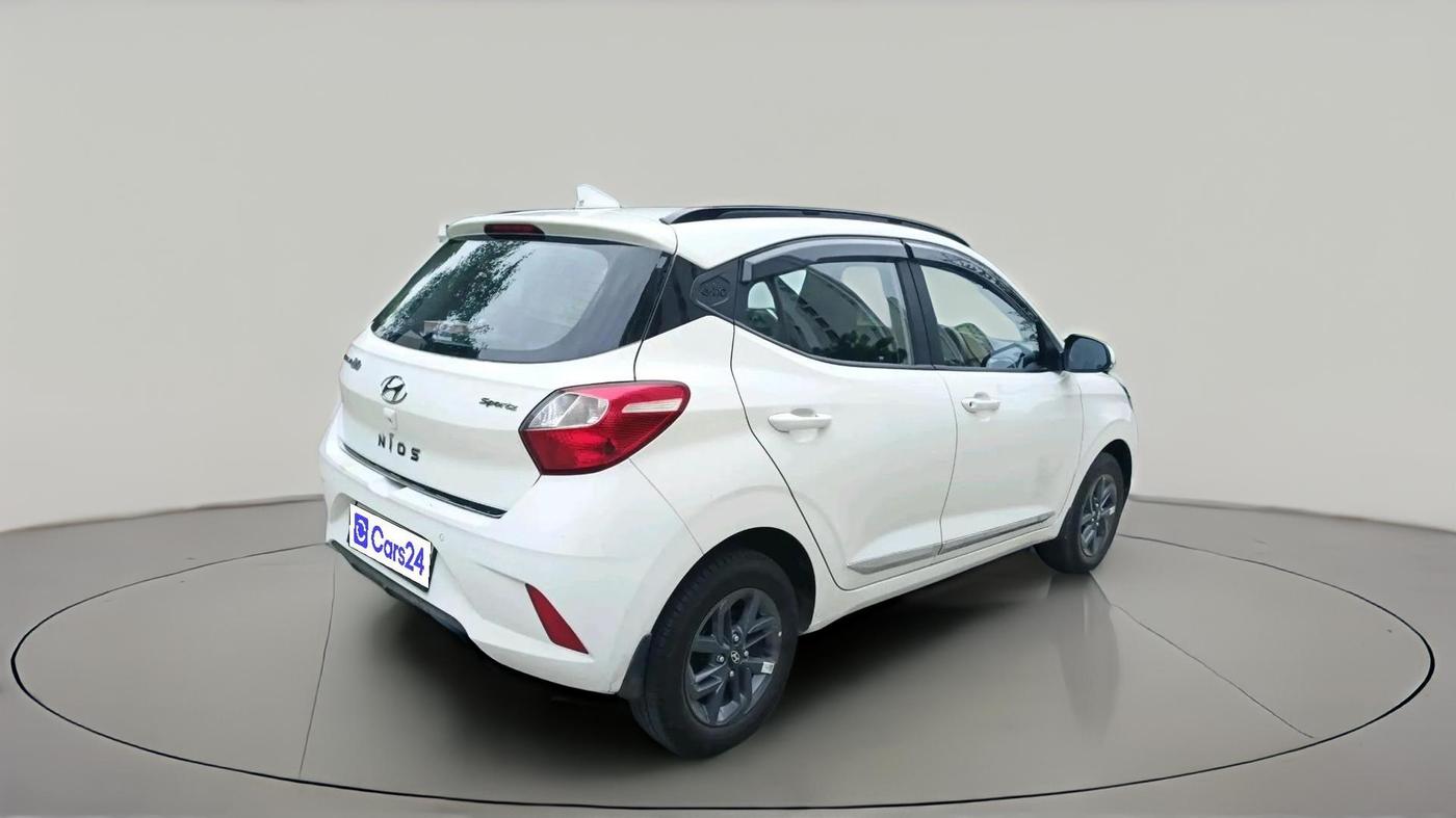 2022 Hyundai GRAND I10 NIOS SPORTZ 1.2 KAPPA VTVT, Petrol, Manual, 4,751 km, exterior
