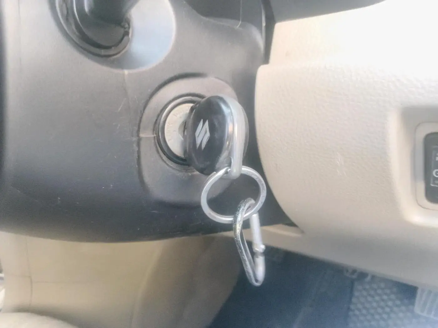 2015 Maruti Swift Dzire LXI, CNG, Manual, 93,045 km, interior