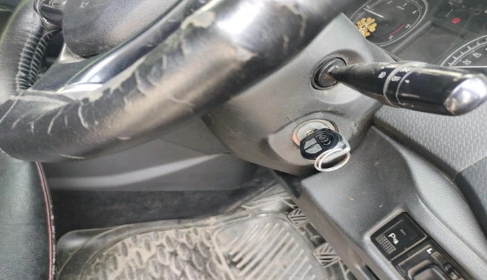 2016 Maruti Vitara Brezza ZDI, Diesel, Manual, 2,83,395 km, interior