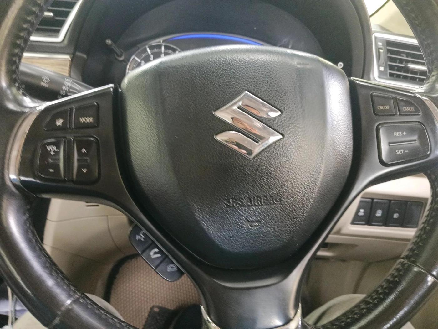 2018 Maruti Ciaz ALPHA  AT 1.5 SHVS PETROL, Petrol, Automatic, 1,13,742 km, interior