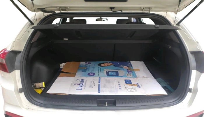 2017 Hyundai Creta SX PLUS AT 1.6 DIESEL, Diesel, Automatic, 69,314 km, exterior