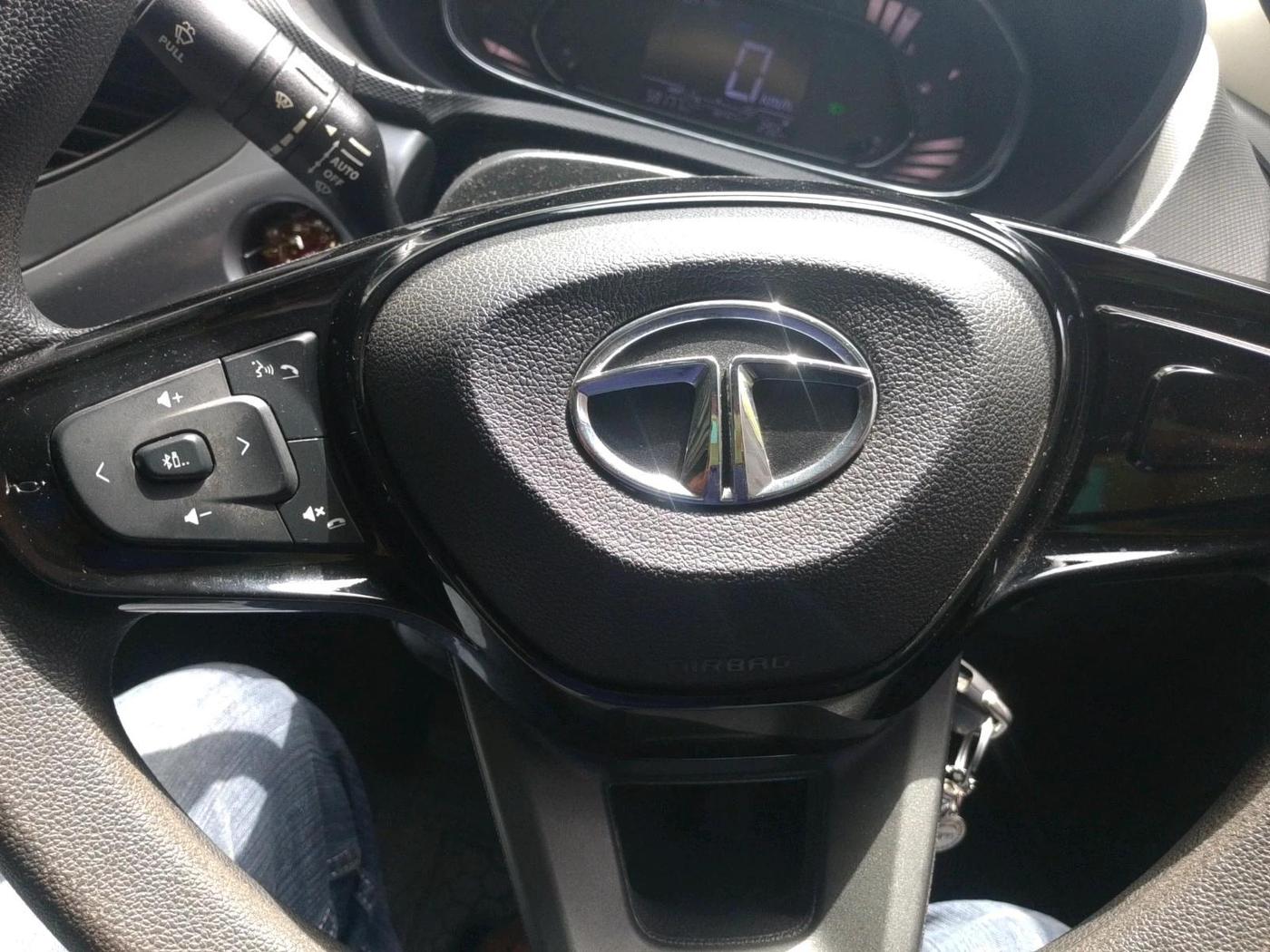 2021 Tata NEXON XM SUNROOF PETROL, Petrol, Manual, 58,177 km, interior