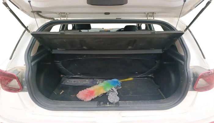 2022 Hyundai VENUE S+ 1.2, Petrol, Manual, 49,244 km, exterior