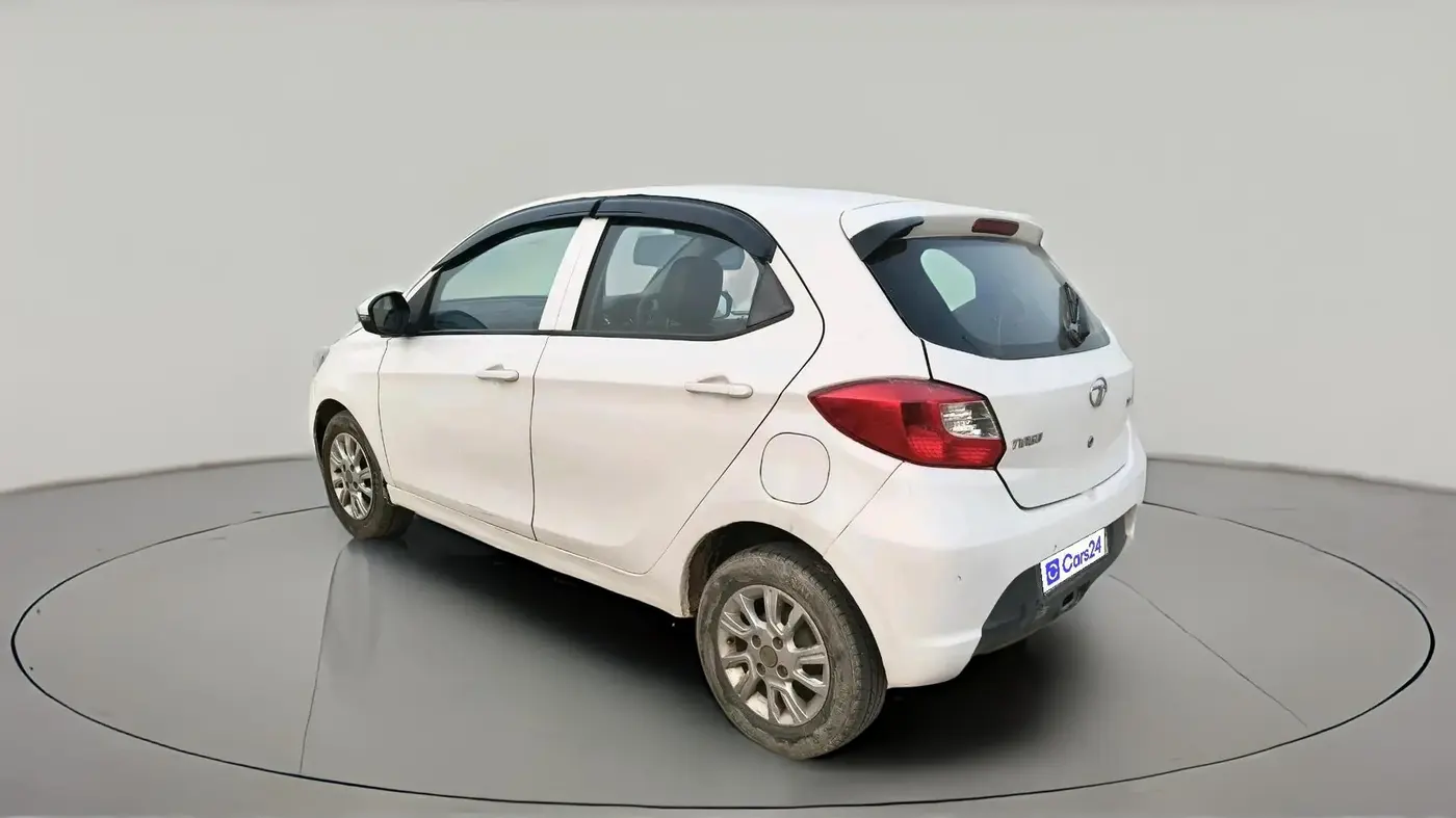 2018 Tata Tiago XZ PETROL, Petrol, Manual, 86,727 km, exterior