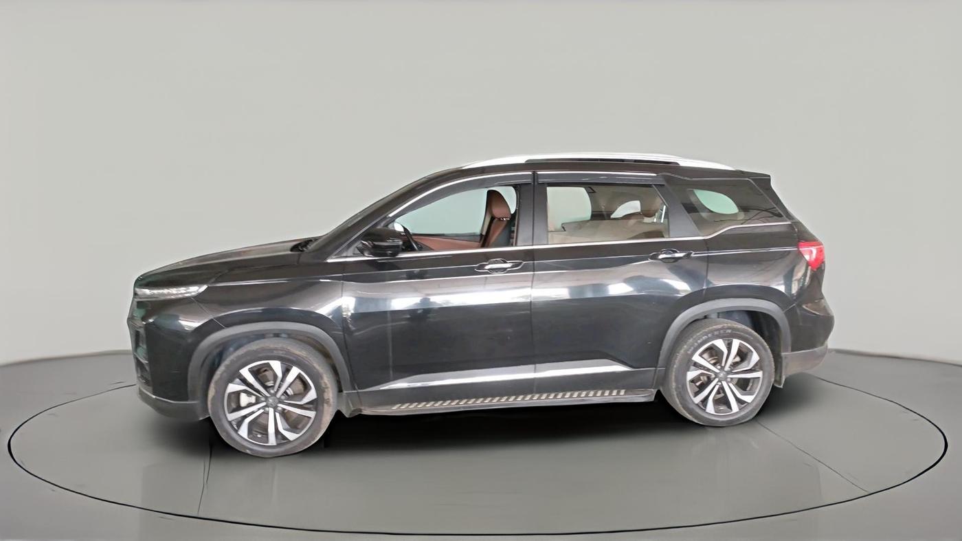 2023 MG HECTOR PLUS SHARP PRO 1.5 PETROL TURBO CVT 7 STR, Petrol, Automatic, 48,368 km, exterior