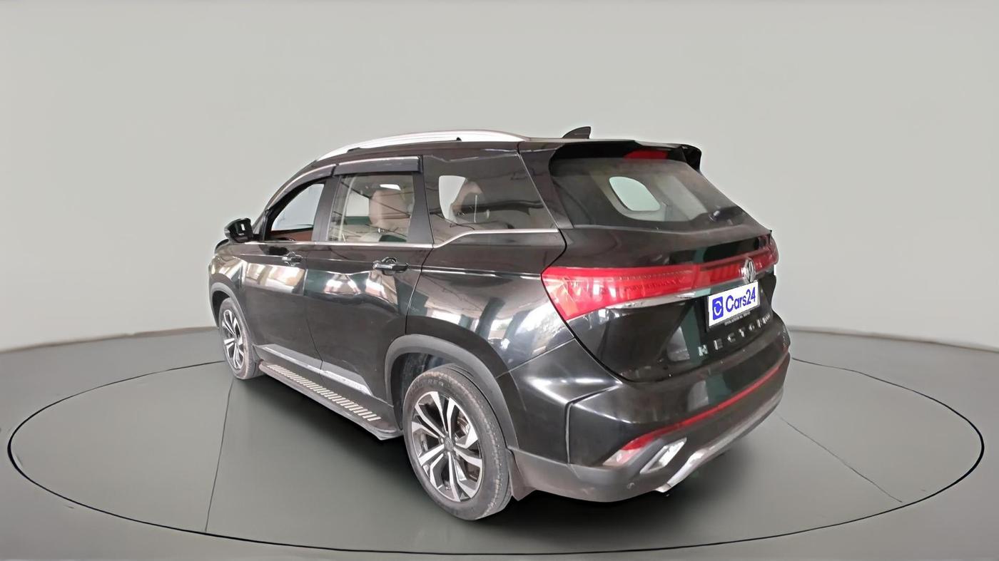 2023 MG HECTOR PLUS SHARP PRO 1.5 PETROL TURBO CVT 7 STR, Petrol, Automatic, 48,368 km, exterior