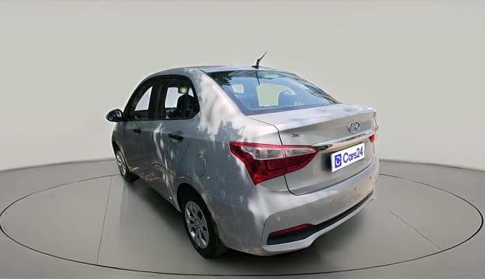 2017 Hyundai Xcent E+, Petrol, Manual, 1,18,682 km, exterior