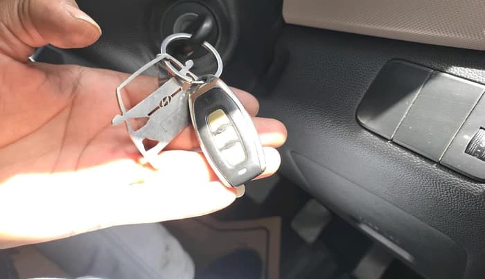 2017 Hyundai Xcent E+, Petrol, Manual, 1,18,682 km, interior