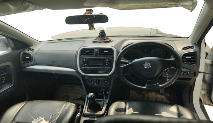 2018 Maruti Vitara Brezza VDI (O), Diesel, Manual, 1,11,116 km, interior