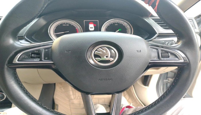 2016 Skoda Superb L&K 1.8 TSI AT, Petrol, Automatic, 72,521 km, interior