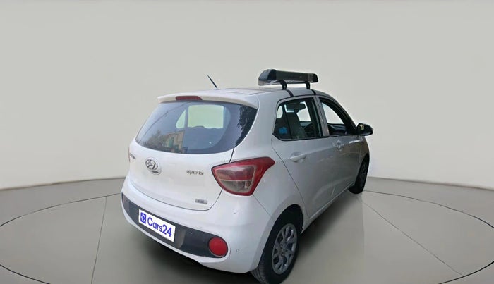 2017 Hyundai Grand i10 SPORTZ 1.2 KAPPA VTVT, Petrol, Manual, 1,08,891 km, exterior