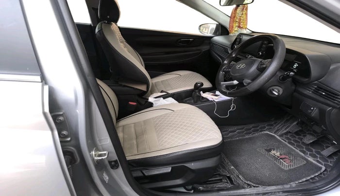 2023 Hyundai NEW I20 SPORTZ 1.2 MT, Petrol, Manual, 17,198 km, interior