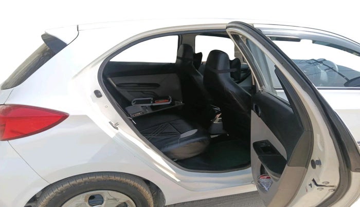 2017 Tata Tiago XT PETROL, Petrol, Manual, 56,287 km, interior