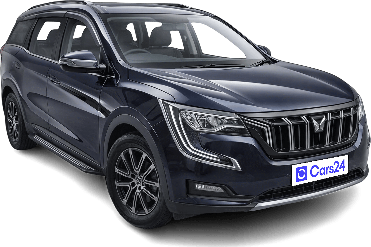 2023 Mahindra XUV700 - SUV - Petrol - Manual - ₹16.50 lakh