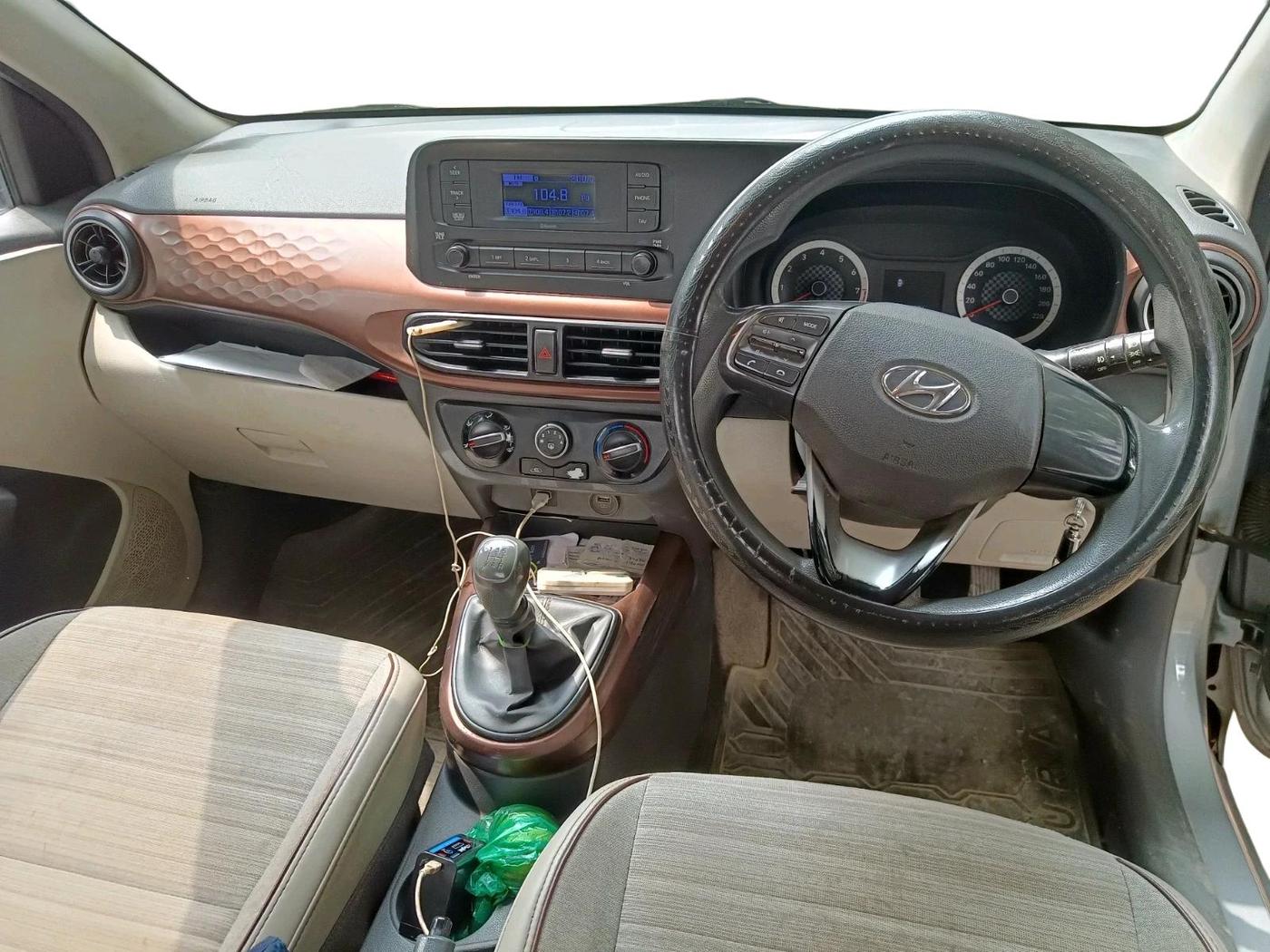 2021 Hyundai AURA S 1.2 CNG, CNG, Manual, 1,33,084 km, interior