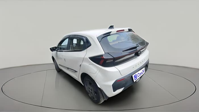 2025 Tata ALTROZ Creative Petrol 5AMT, Petrol, Automatic, 1,498 km, exterior