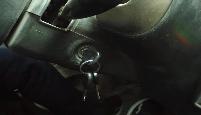 2012 Maruti Eeco 5 STR CNG WITH HTR, CNG, Manual, 2,54,371 km, interior