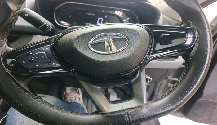 2022 Tata NEXON XM SUNROOF PETROL, Petrol, Manual, 83,570 km, interior