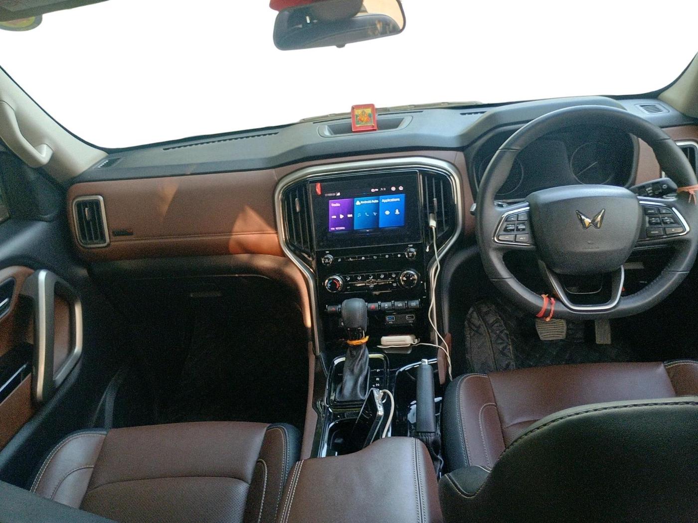 2025 Mahindra SCORPIO-N Z8 S Diesel MT 2WD 7 STR, Diesel, Manual, 22,500 km, interior