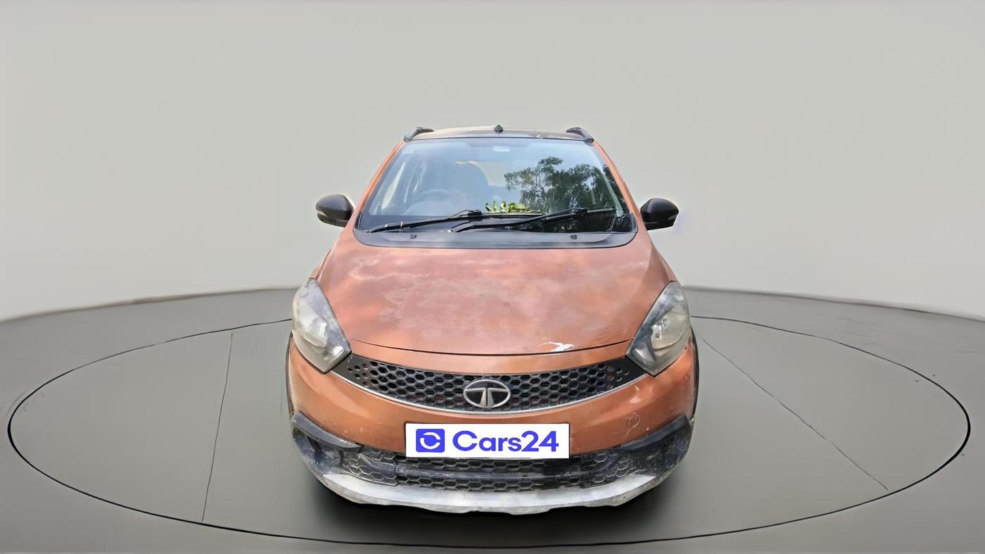 2018 Tata TIAGO NRG PETROL, CNG, Manual, 70,701 km, exterior