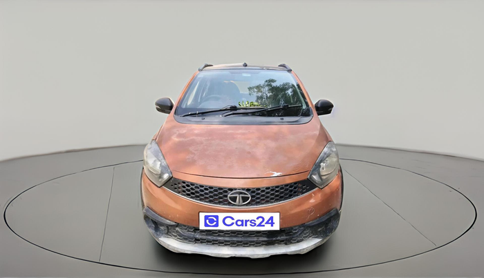 2018 Tata TIAGO NRG PETROL, CNG, Manual, 70,701 km, exterior