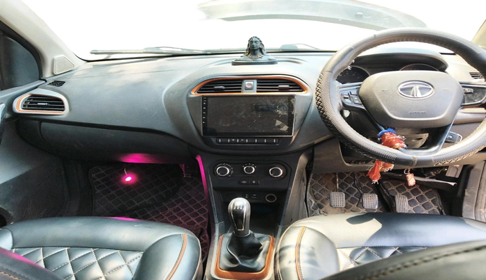 2018 Tata TIAGO NRG PETROL, CNG, Manual, 70,701 km, interior